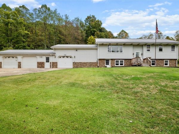 208 Republican Lane, Indiana, PA 15701