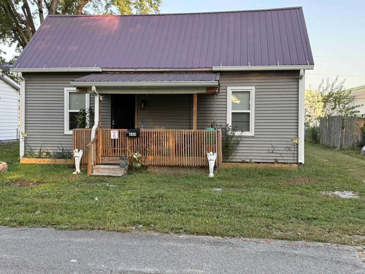 649 NW 4th Street, Linton, IN 47441 Main Photo