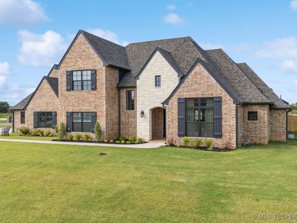 4135 E 179th Street S, Bixby, OK 74008