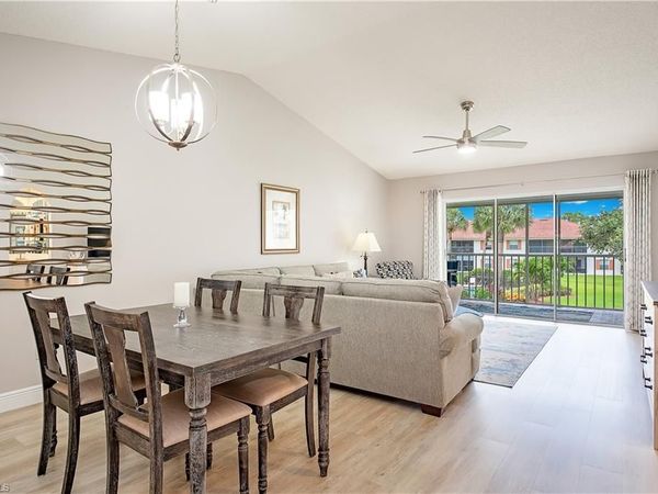 648 Mardel CT, Unit 710, NAPLES, FL 34104