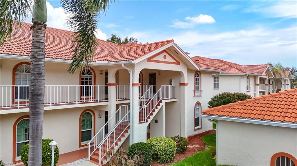 648 Mardel Ct, Unit 710, Naples, FL 34104 Photo