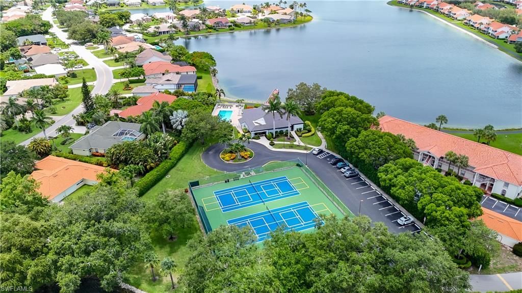 648 Mardel Ct, Unit 710, Naples, FL 34104 Photo