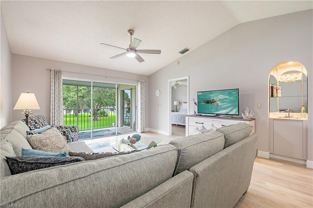 648 Mardel Ct, Unit 710, Naples, FL 34104 Photo