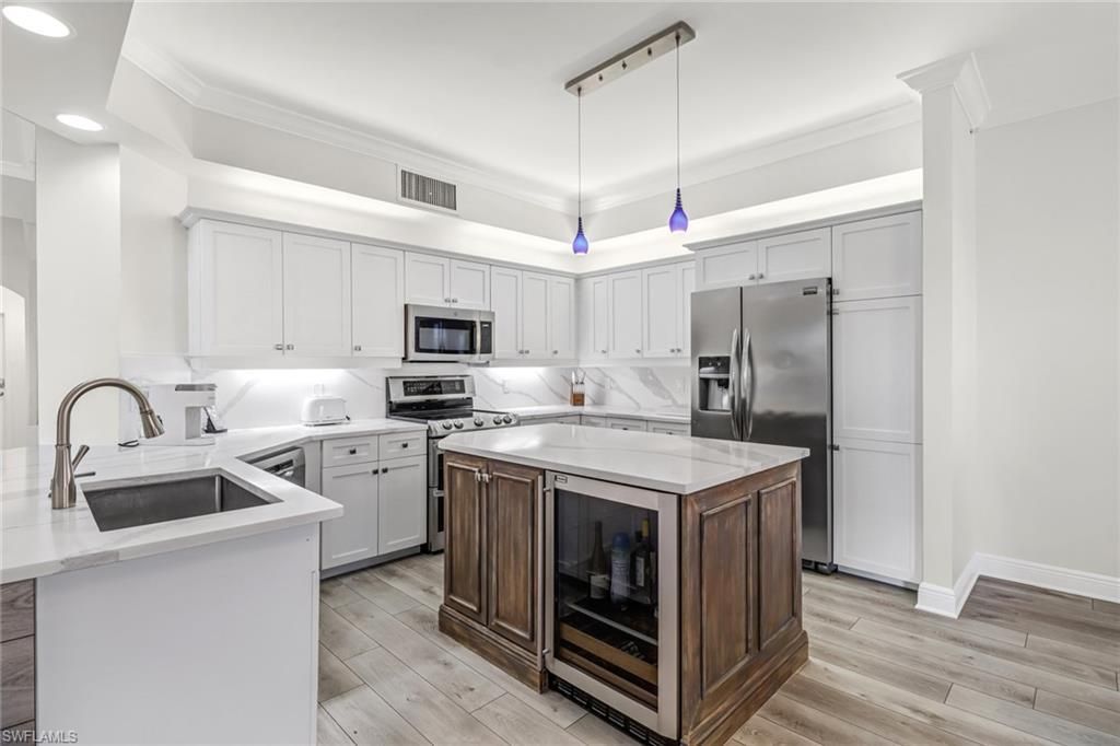 450 Bayfront Pl, Unit 4405, Naples, FL 34102 Photo