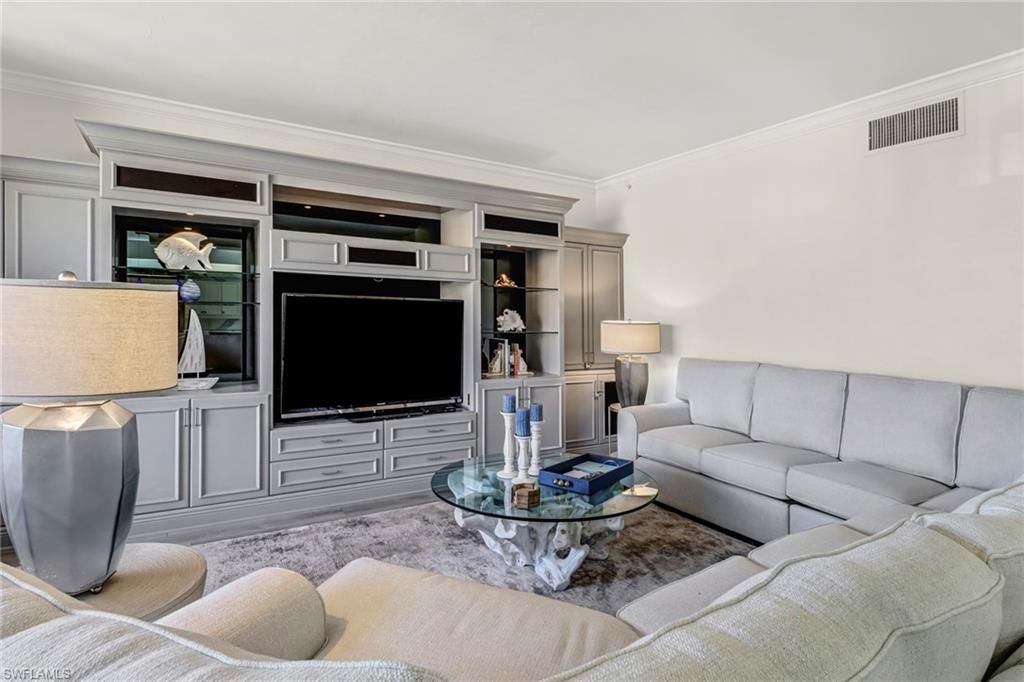 450 Bayfront Pl, Unit 4405, Naples, FL 34102 Photo