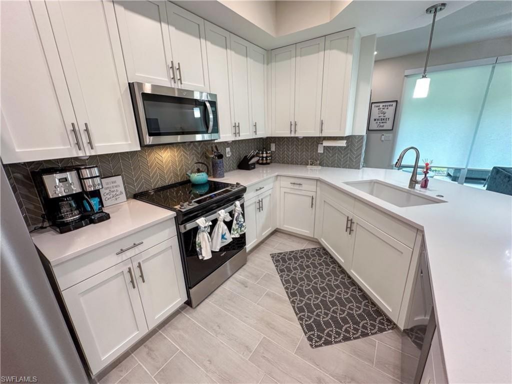 220 Indies Dr E, Unit 101, Naples, FL 34114 Photo