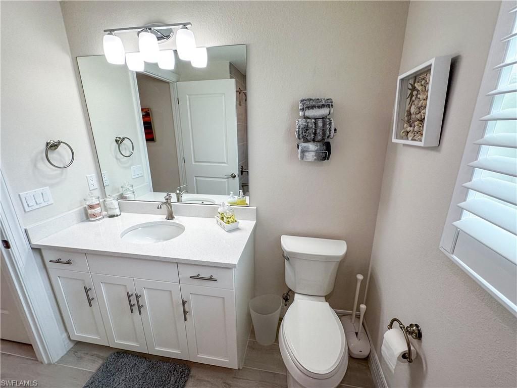220 Indies Dr E, Unit 101, Naples, FL 34114 Photo