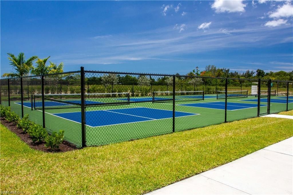 220 Indies Dr E, Unit 101, Naples, FL 34114 Photo