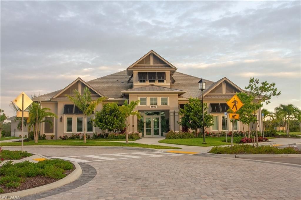 220 Indies Dr E, Unit 101, Naples, FL 34114 Photo