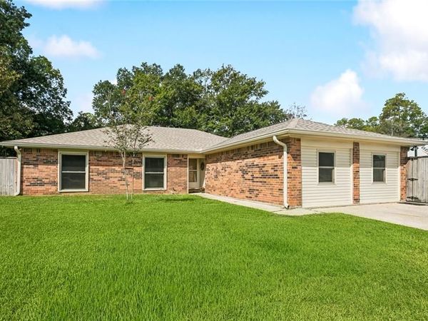 155 TIMBERS Drive, Slidell, LA 70458