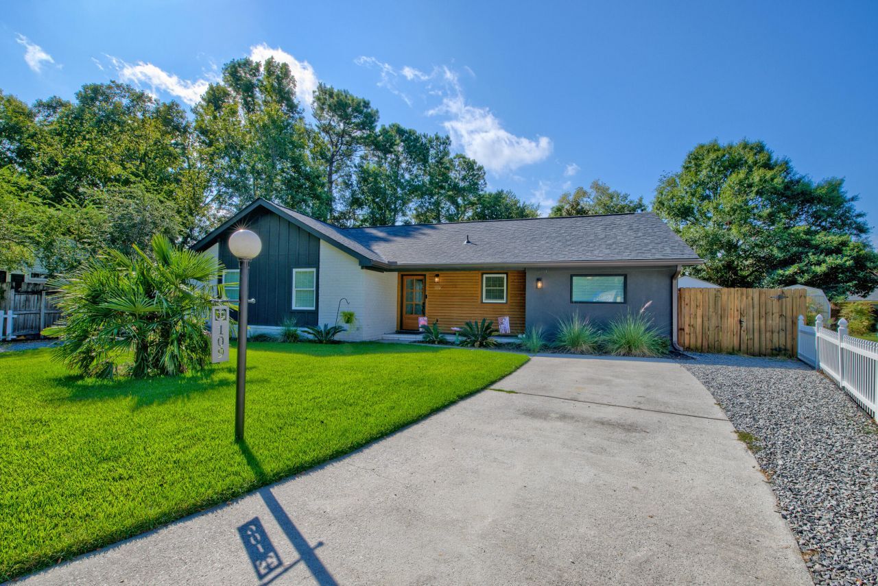 109 Sundance Court Photo 28