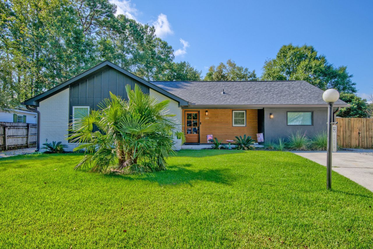 109 Sundance Court Photo 30