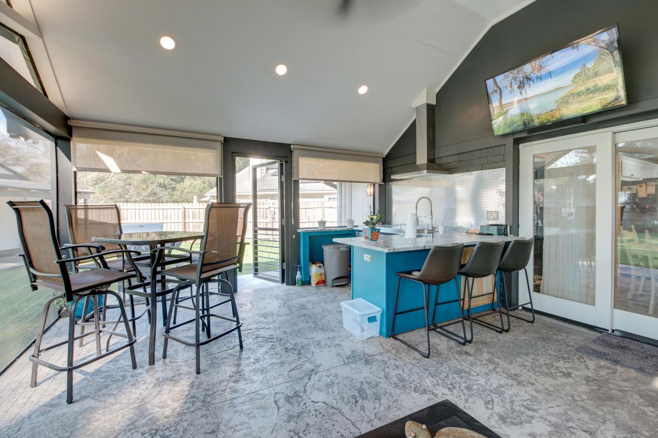 109 Sundance Court Photo 9