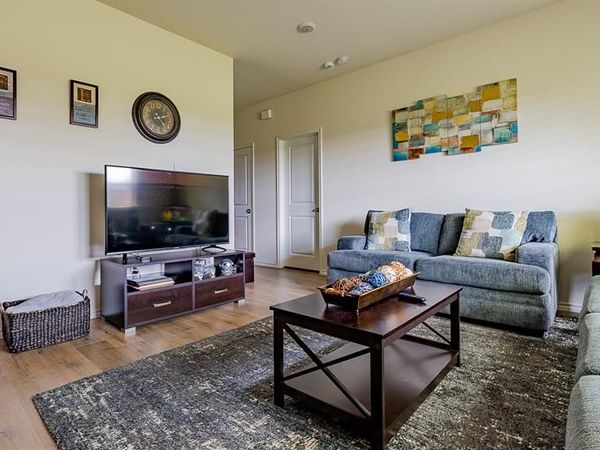 404 Creek End Drive, Princeton, TX 75407