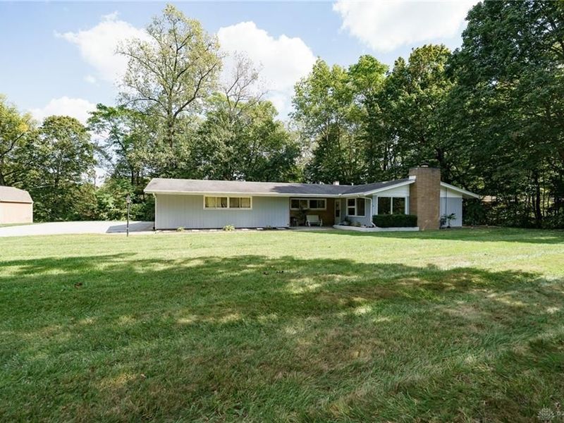 3110 Beech Hill Drive, Sugarcreek Township, OH 45370 Photo 3