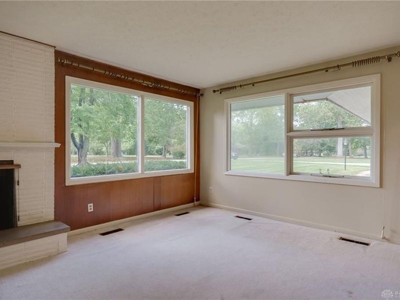 3110 Beech Hill Drive, Sugarcreek Township, OH 45370 Photo 8