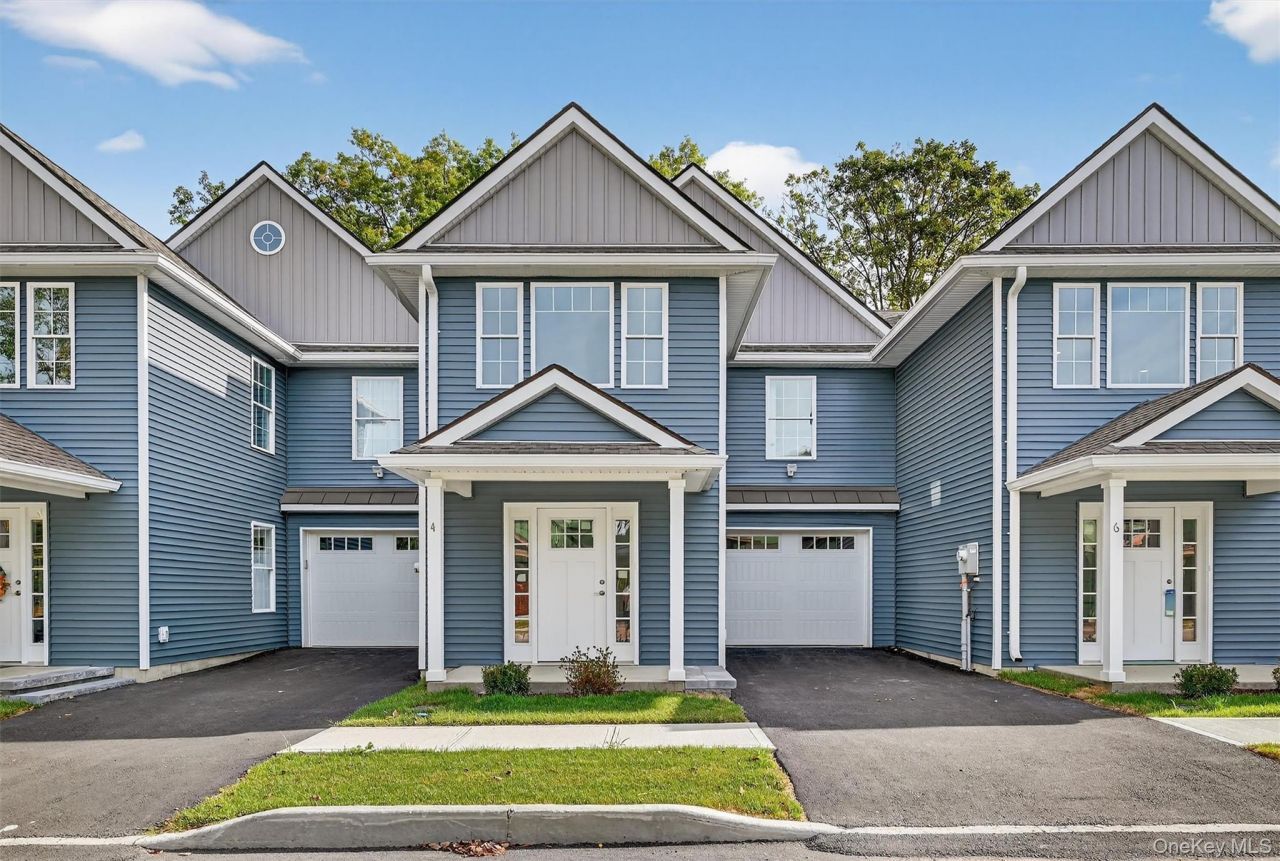 6 Sulky Way, Goshen, NY 10924 Main Photo