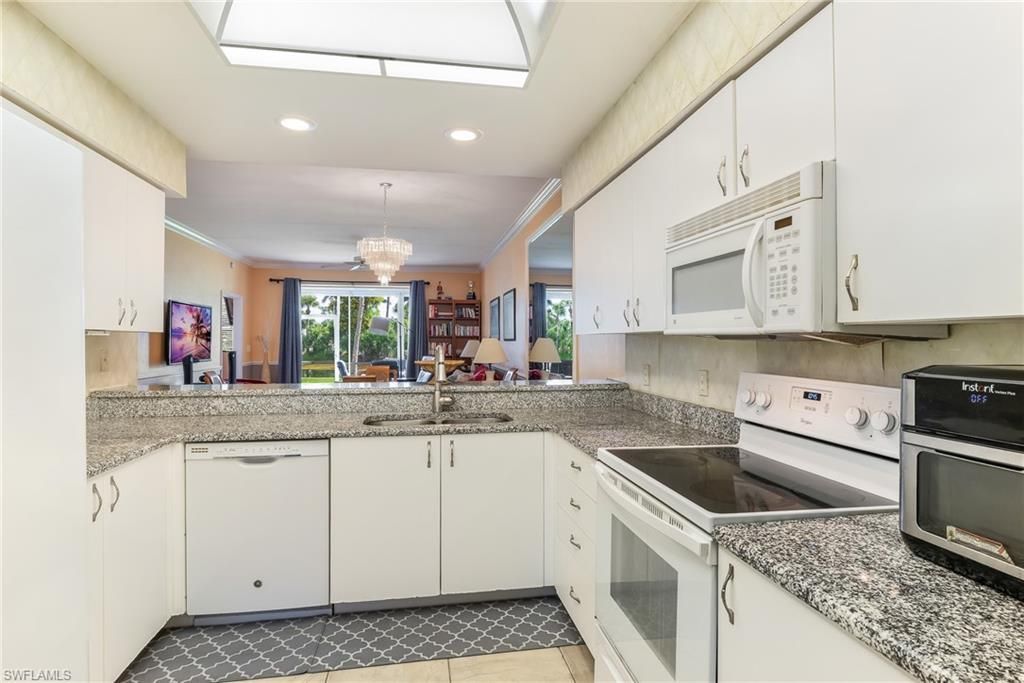 14551 Hickory Hill Ct, Unit 114, Fort Myers, FL 33912 Photo