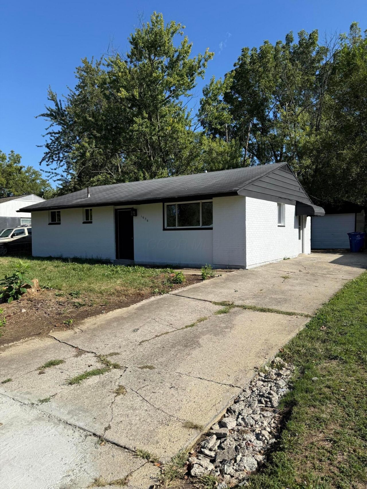 1656 Vilardo Lane, Columbus, OH 43227 Main Photo