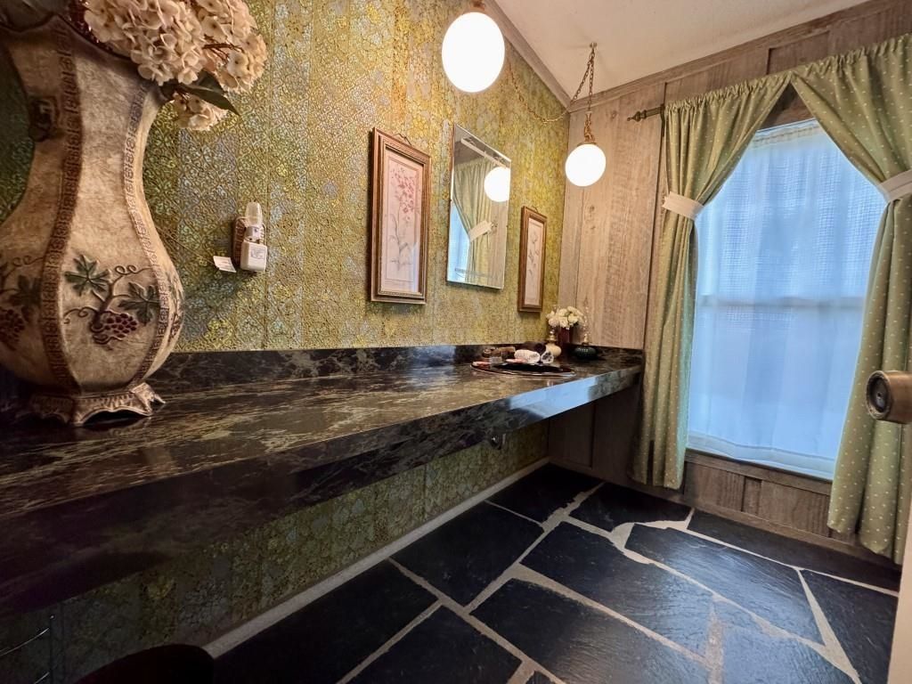 588 NW Pickle Lane, Madison, FL 32340 Photo