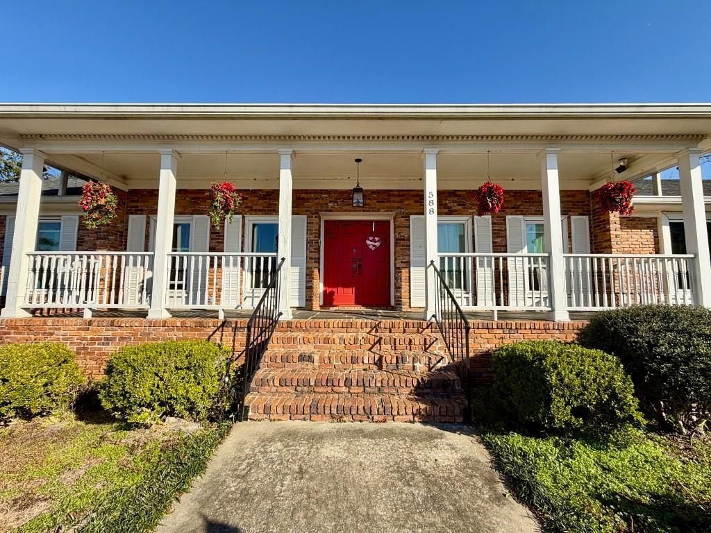 588 NW Pickle Lane, Madison, FL 32340 Photo