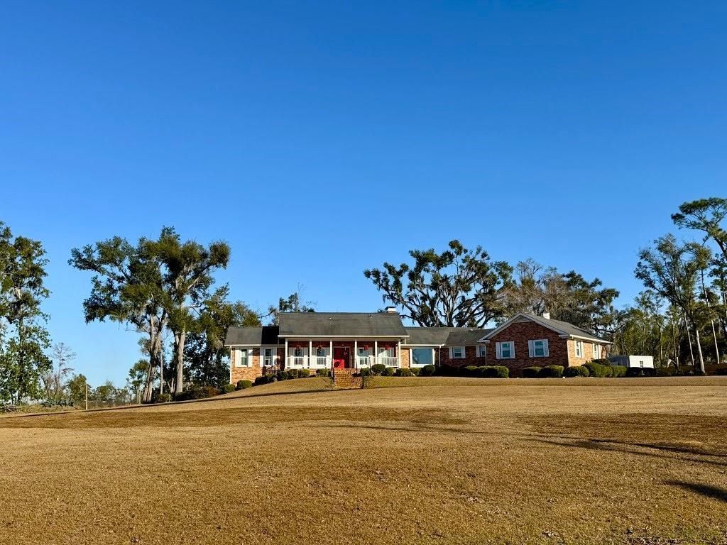 588 NW Pickle Lane, Madison, FL 32340 Photo