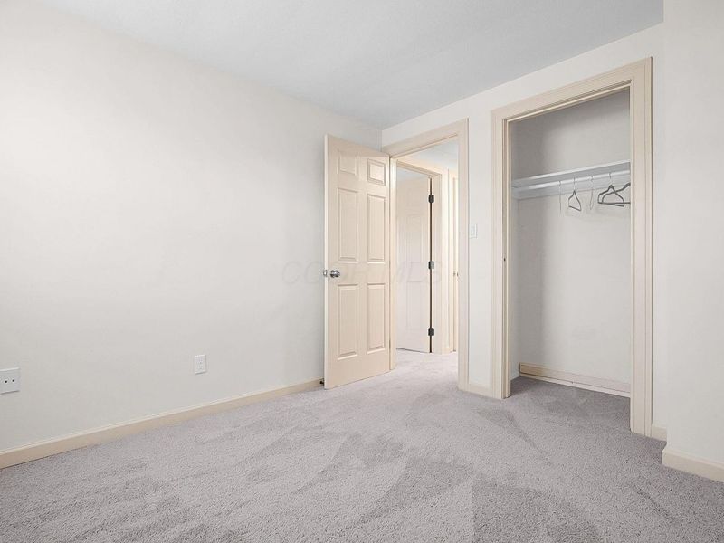 1836 Penfield Court S, Columbus, OH 43227 Photo 17