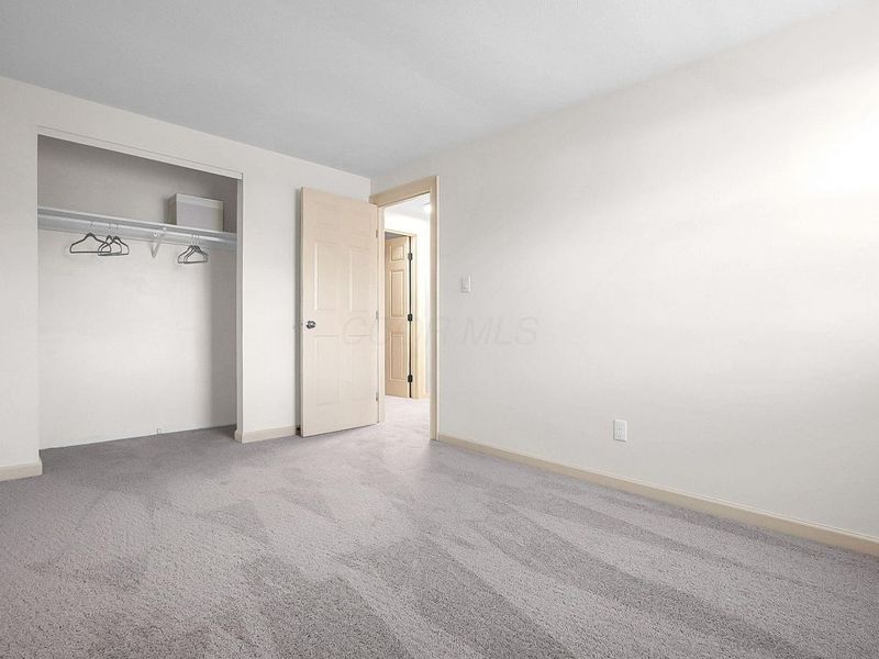 1836 Penfield Court S, Columbus, OH 43227 Photo 19