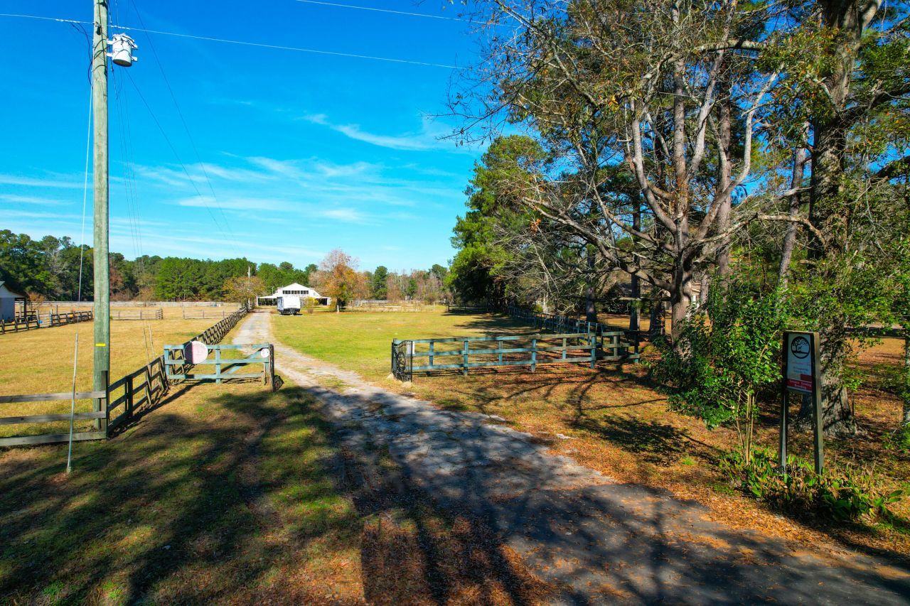 274 Campbell Road Photo 106