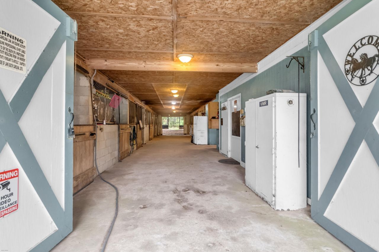 274 Campbell Road Photo 12