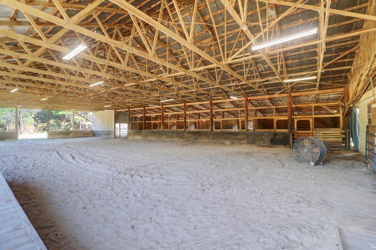 274 Campbell Road Photo 22