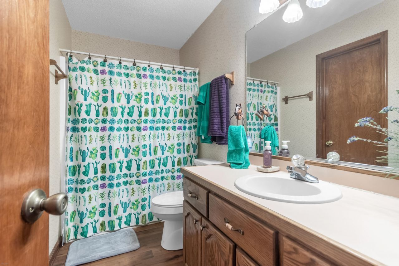 274 Campbell Road Photo 53