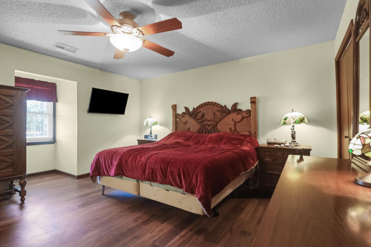 274 Campbell Road Photo 58