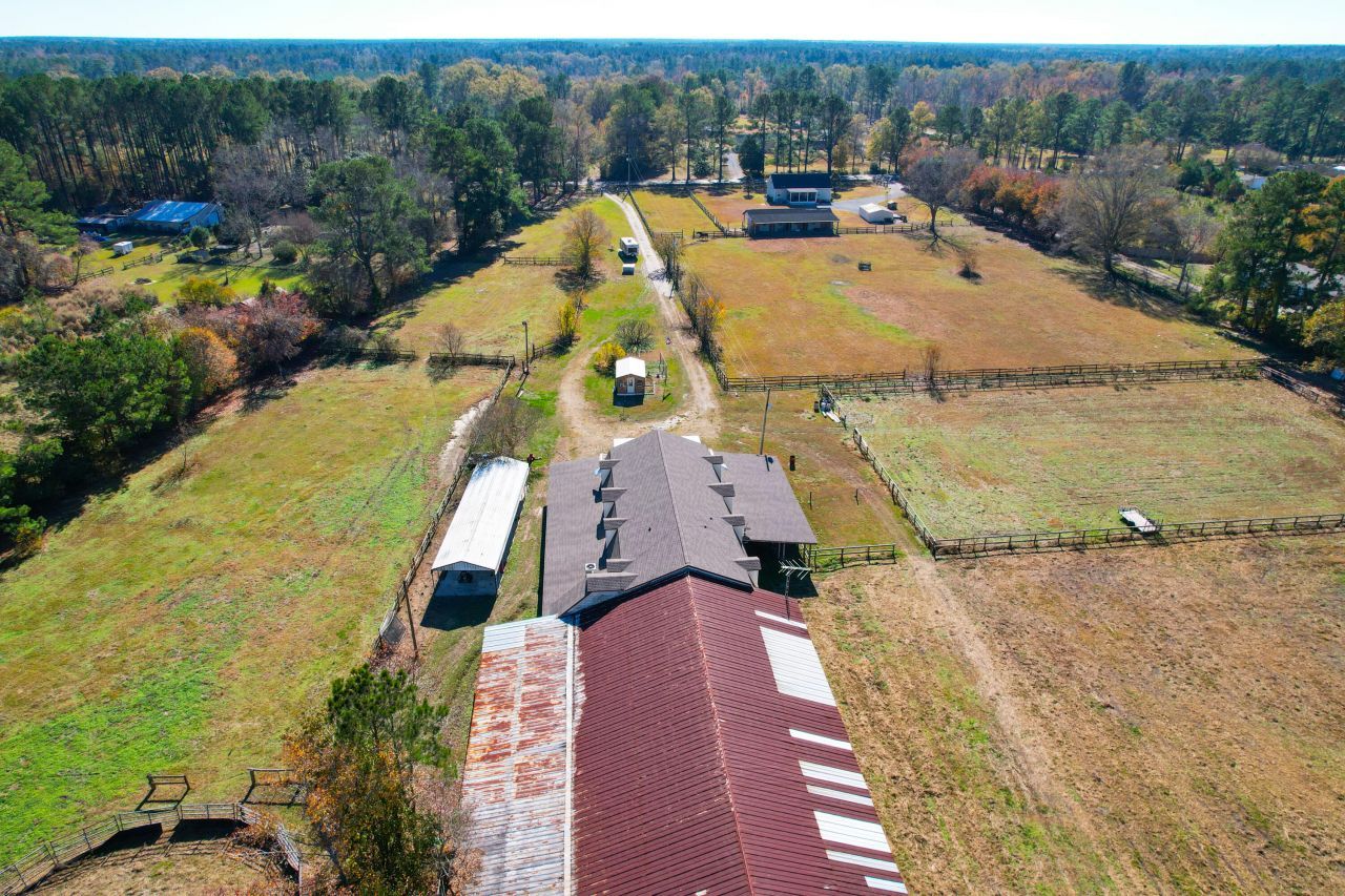 274 Campbell Road Photo 70