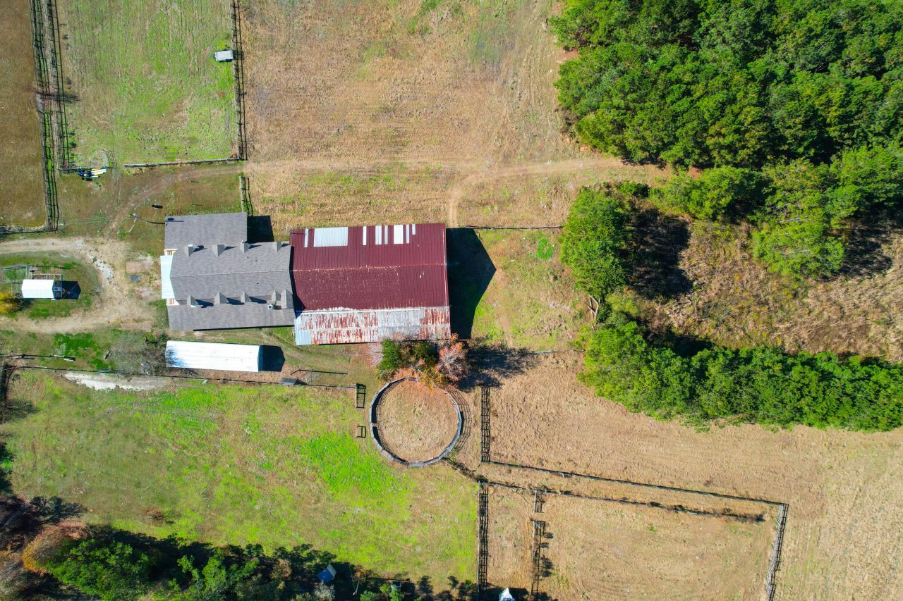 274 Campbell Road Photo 96