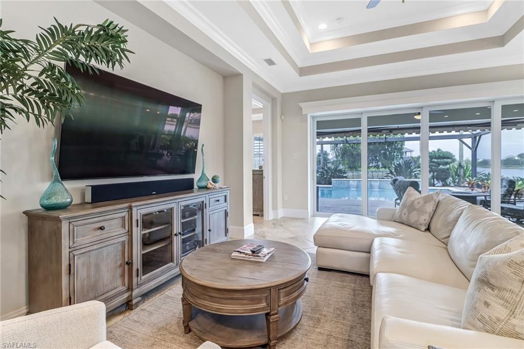 6487 Warwick Ave, Naples, FL 34113 Photo