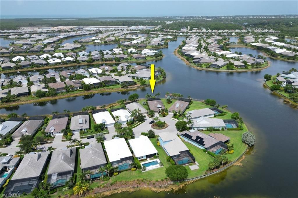 6487 Warwick Ave, Naples, FL 34113 Photo