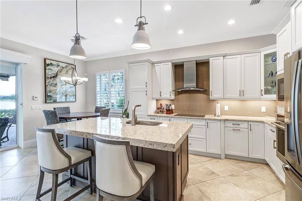 6487 Warwick Ave, Naples, FL 34113 Photo