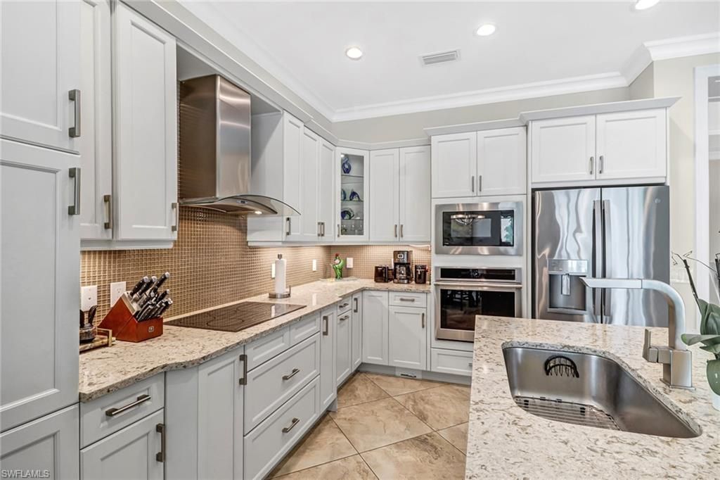 6487 Warwick Ave, Naples, FL 34113 Photo