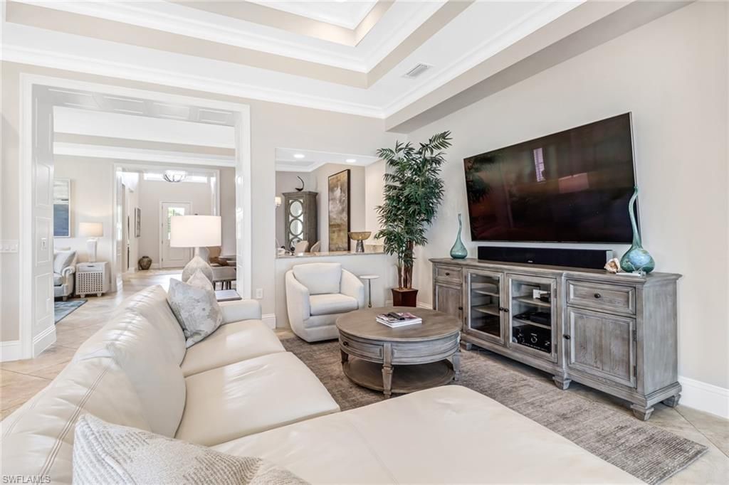 6487 Warwick Ave, Naples, FL 34113 Photo