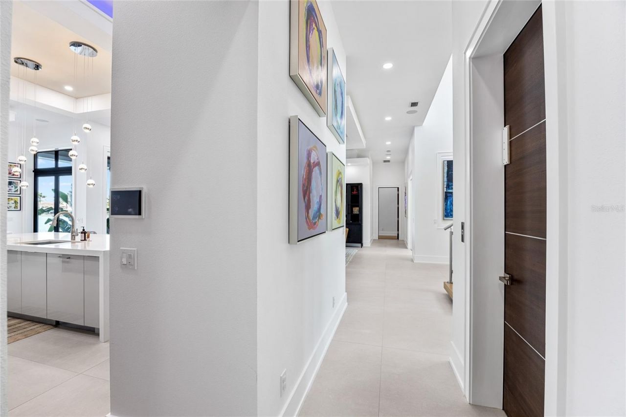 5237 61st Avenue S, Saint Petersburg, FL 33715 Photo