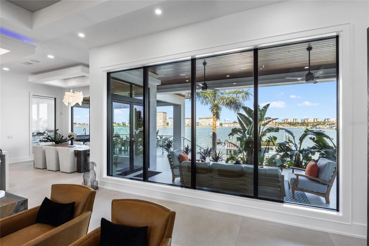 5237 61st Avenue S, Saint Petersburg, FL 33715 Photo