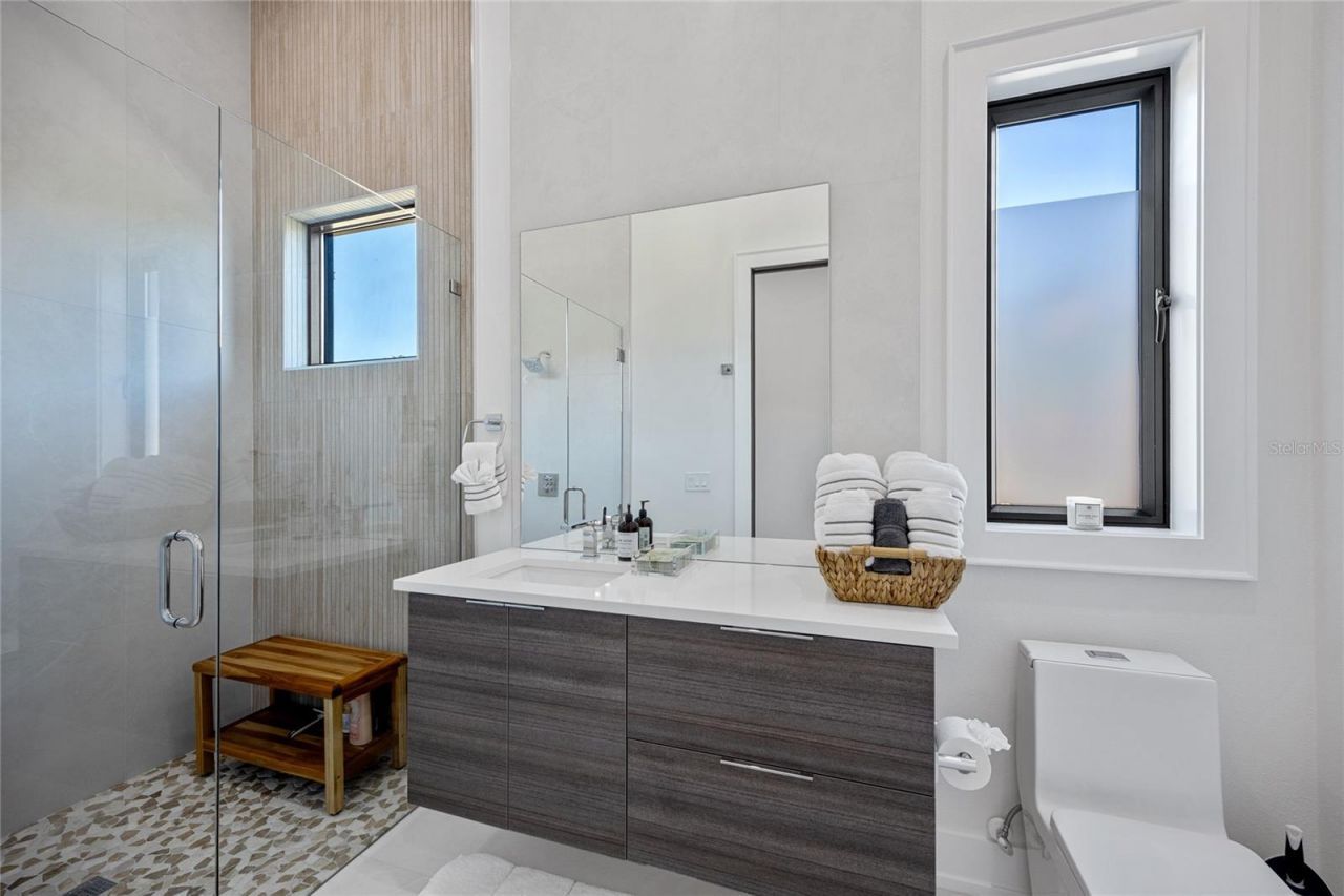 5237 61st Avenue S, Saint Petersburg, FL 33715 Photo