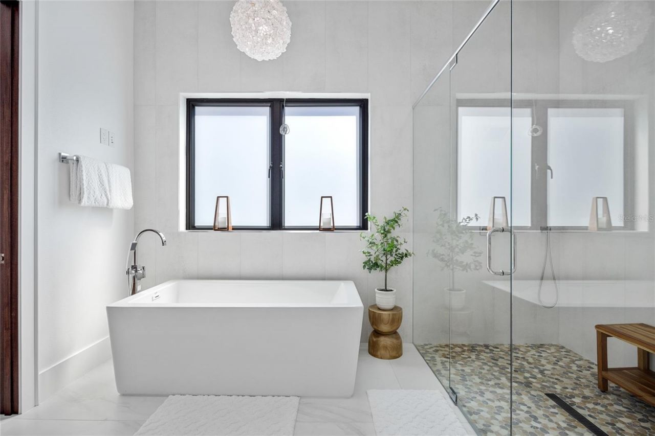 5237 61st Avenue S, Saint Petersburg, FL 33715 Photo