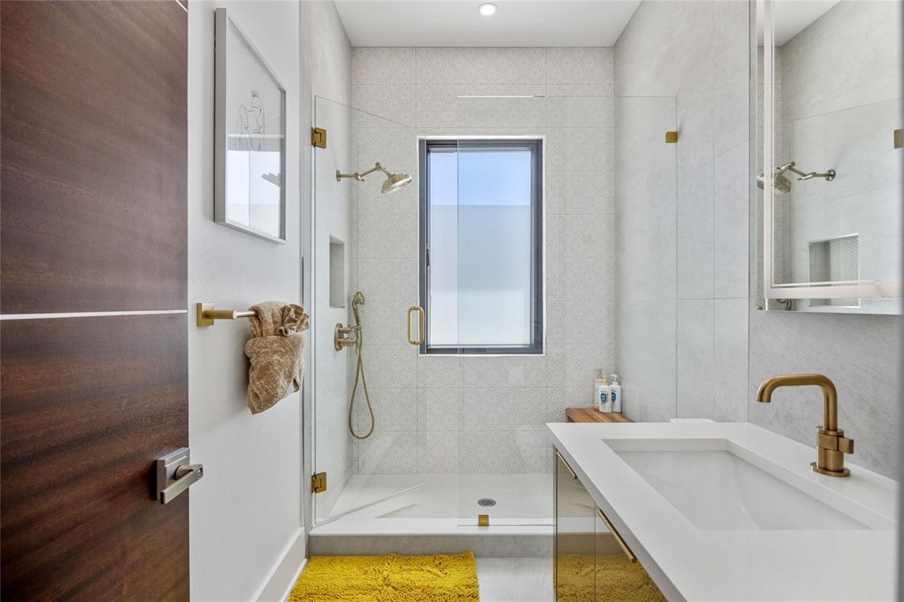 5237 61st Avenue S, Saint Petersburg, FL 33715 Photo