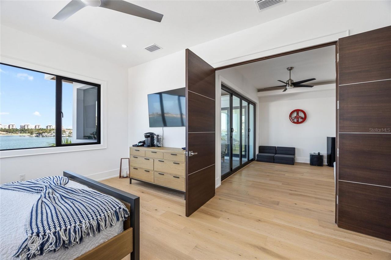 5237 61st Avenue S, Saint Petersburg, FL 33715 Photo