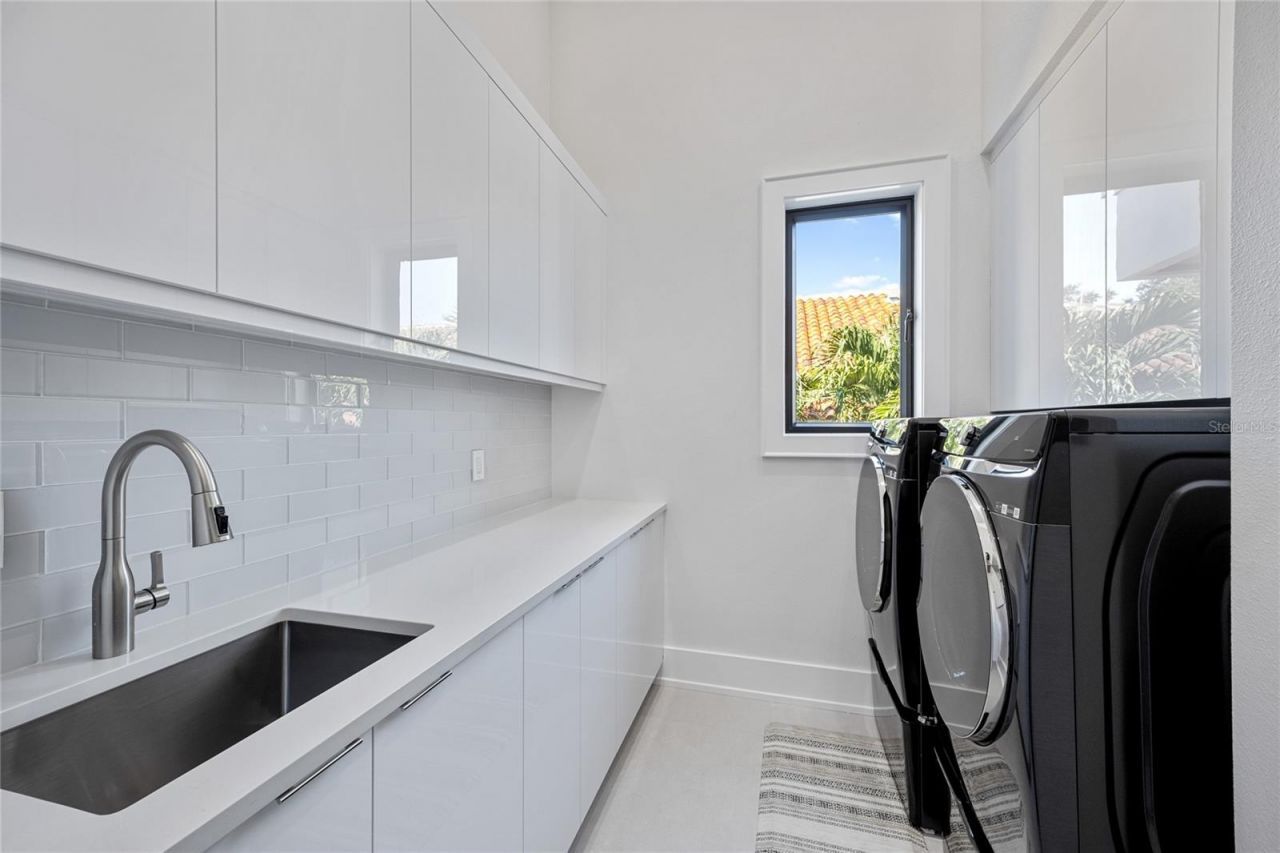 5237 61st Avenue S, Saint Petersburg, FL 33715 Photo