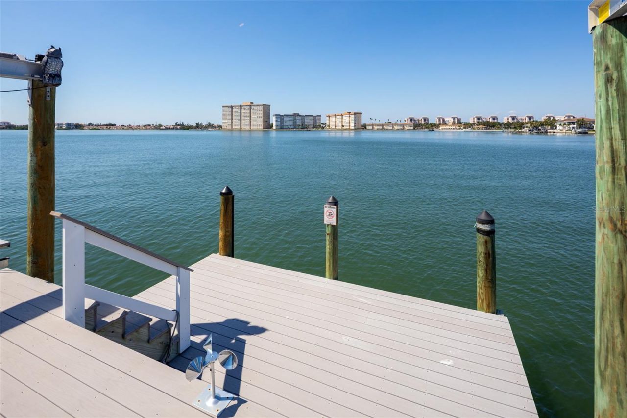 5237 61st Avenue S, Saint Petersburg, FL 33715 Photo