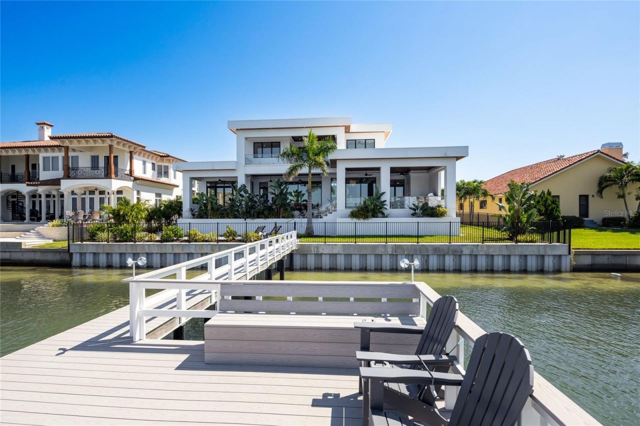 5237 61st Avenue S, Saint Petersburg, FL 33715 Photo