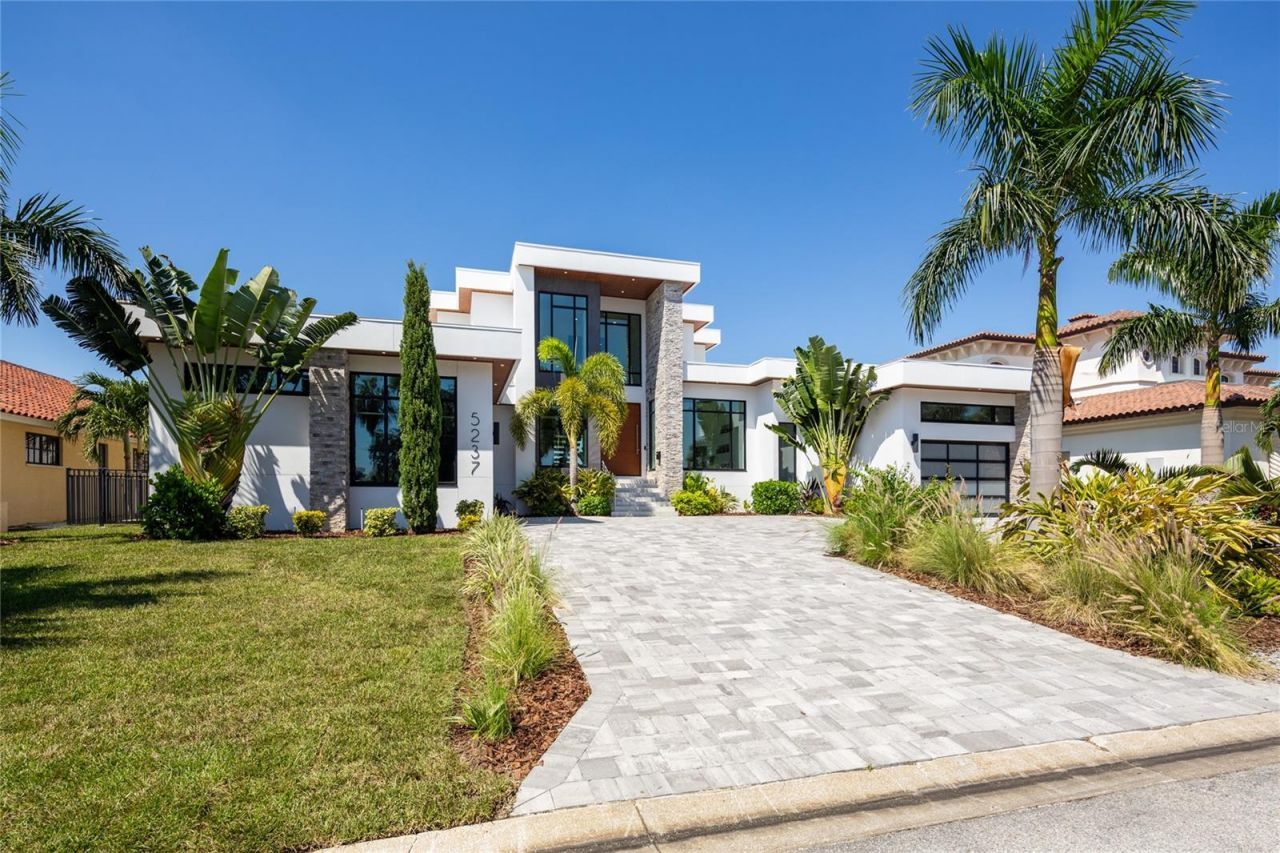 5237 61st Avenue S, Saint Petersburg, FL 33715 Photo